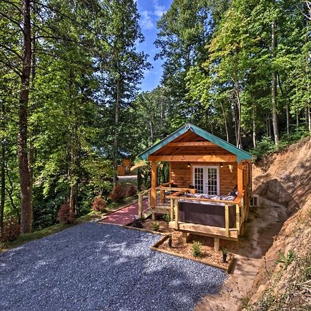 Bryson City Studio With Hot Tub - Near Nantahala! Екстериор снимка