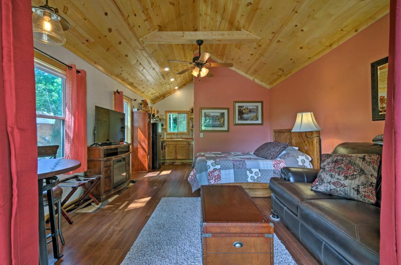Bryson City Studio With Hot Tub - Near Nantahala! Екстериор снимка